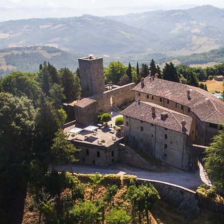 Castello Di Petroia Dimora D'Epoca Hotel Губио Екстериор снимка